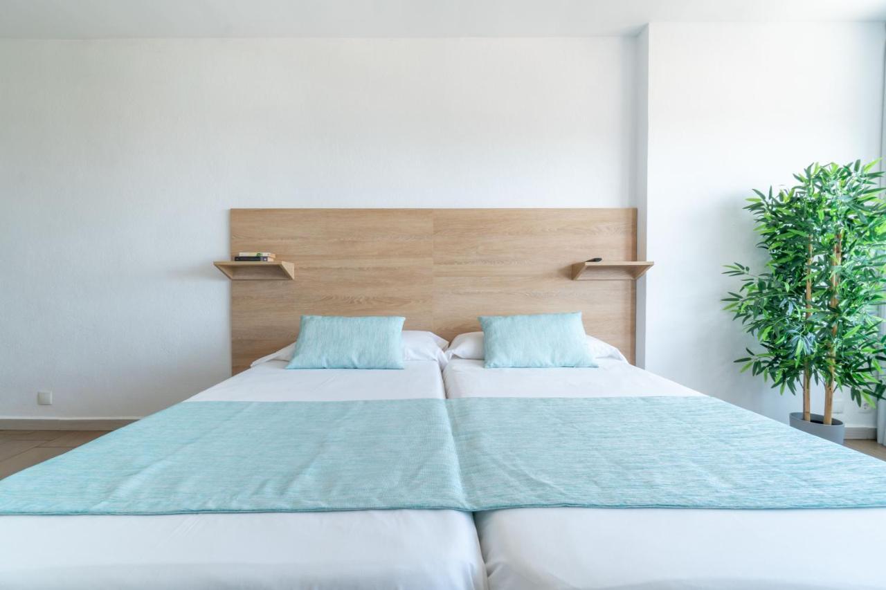 Apartaments La Perla Negra Cala Ratjada Kültér fotó